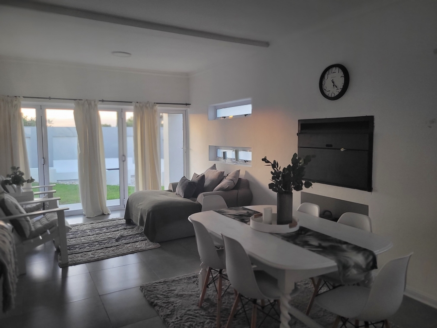 To Let 3 Bedroom Property for Rent in Aston Bay Eastern Cape